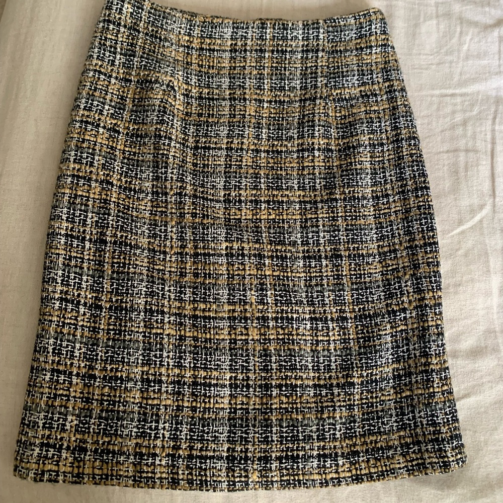 Tweed skirt plaid yellow grey black white split back accent